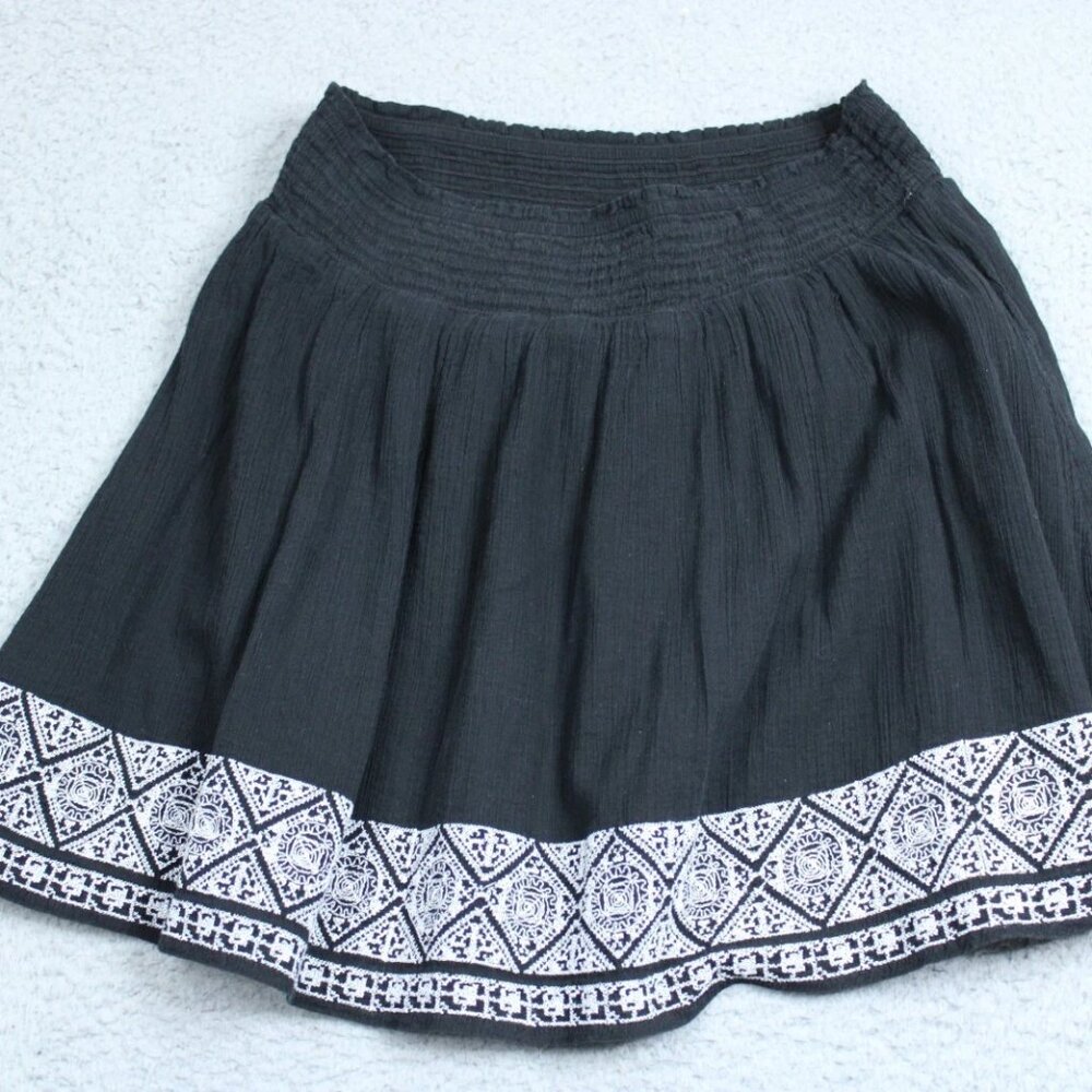 Old Navy 100% Cotton Black Embroidered Skirt Elastic Waist– Size Large